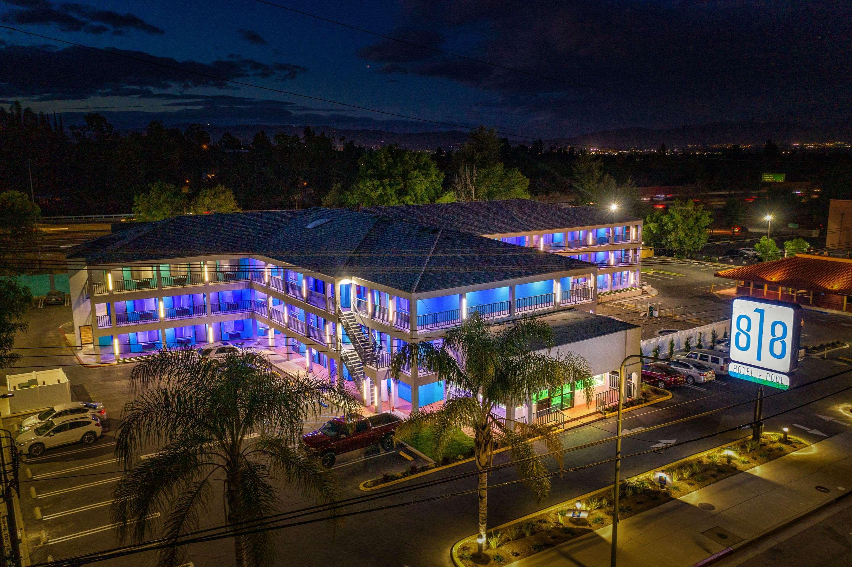 לוס אנג'לס 818 Hotel + Pool, Ascend Hotel Collection By Choice מראה חיצוני תמונה